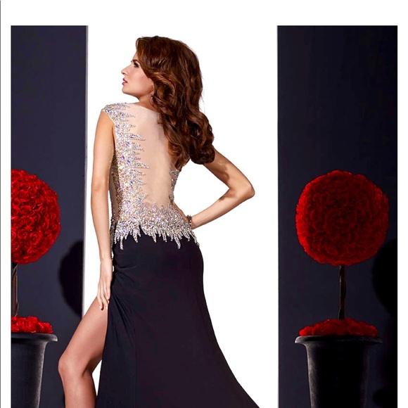 ‼️Close Out‼️ Black/Nude, With bead art like ice crystals - Picture 3 of 8